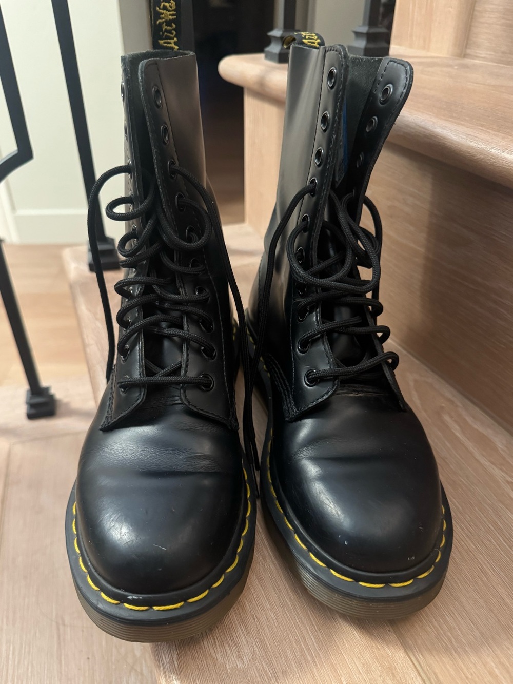 Doc Marten 1490 Black leather Combat boots size 7